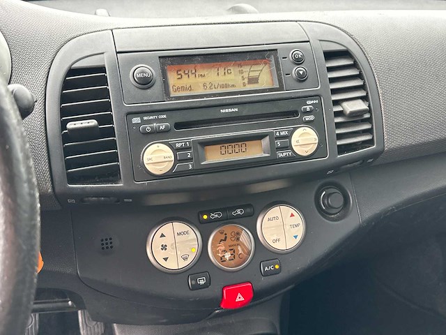 Nissan - micra - 1.2 acenta - car - 2003 - afbeelding 33 van  33