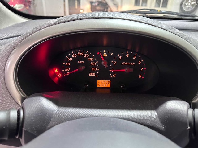 Nissan - micra - 1.2 tekna - 79-ls-xs- 2003 - afbeelding 6 van  6