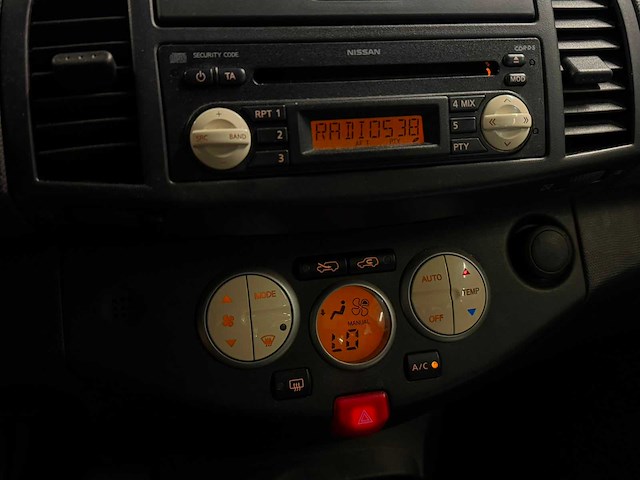 Nissan - micra - 1.2 tekna 27-sf-dn 2005 iaw - afbeelding 3 van  16