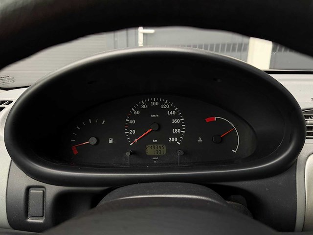 Nissan - micra - 1.3 gx - car - 2000|02-fj-lf|iaw - afbeelding 17 van  18