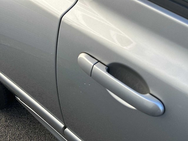 Nissan - micra - 1.4 tekna - car - 2006 - afbeelding 7 van  29