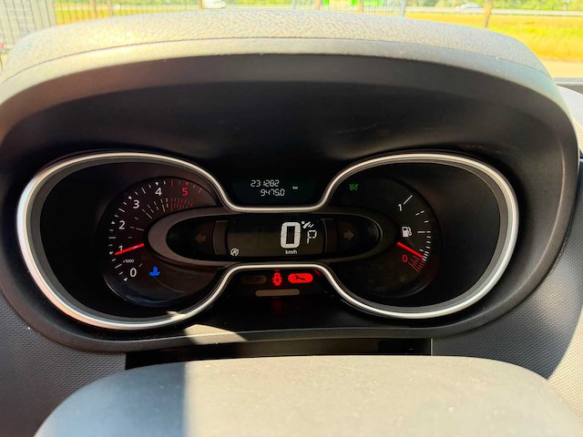 Nissan - nv300 - 2.0 dci l2h1 acdcco - bedrijfswagen 2020 - afbeelding 6 van  7