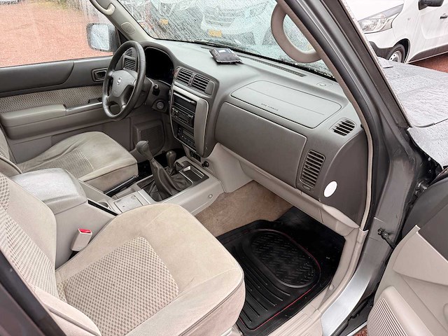 Nissan - patrol gr - patrol gr 3.0 di lux.voll b-st - bedrijfswagen - afbeelding 8 van  21