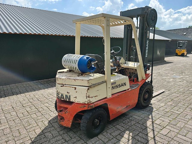 Nissan - pf02a20u - vorkheftruck - afbeelding 23 van  24