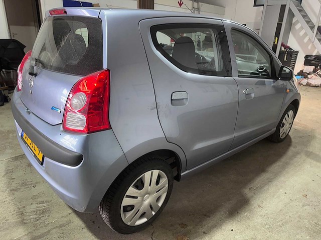 Nissan - pixo - 1.0 acenta - 37-jll-9- 2009 - afbeelding 12 van  16
