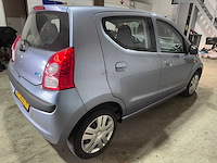 Nissan - pixo - 1.0 acenta - 37-jll-9- 2009 - afbeelding 12 van  16