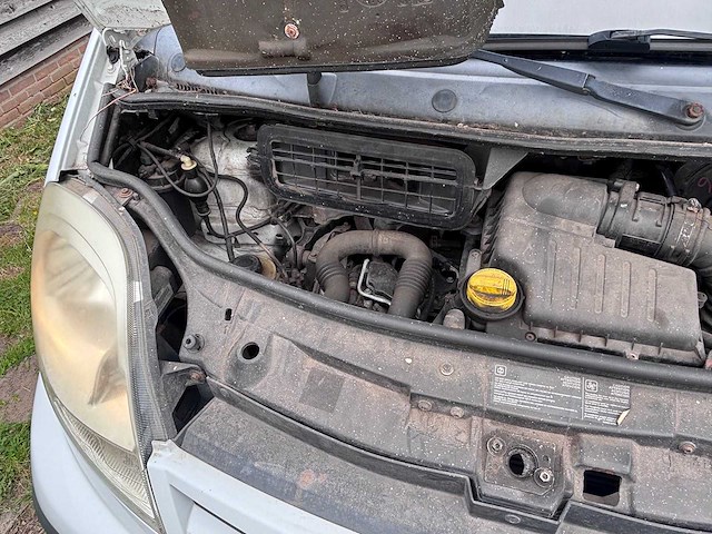 Nissan - primastar - 115.27 2.0dci 310l - bedrijfswagen - afbeelding 3 van  25