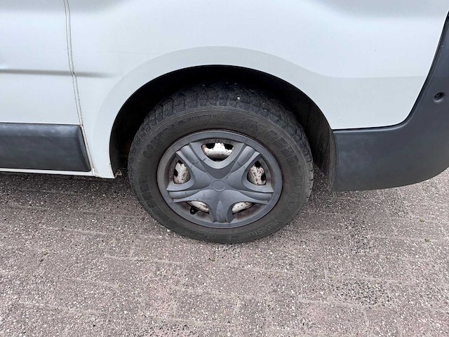Nissan - primastar - 115.27 2.0dci 310l - bedrijfswagen - afbeelding 10 van  25