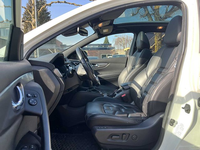 Nissan - qashqai - 1.2 tekna + - 2018 - l-509-ng - afbeelding 1 van  13
