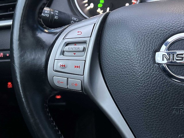 Nissan - qashqai - 1.2 tekna - car - 2015 - afbeelding 11 van  33