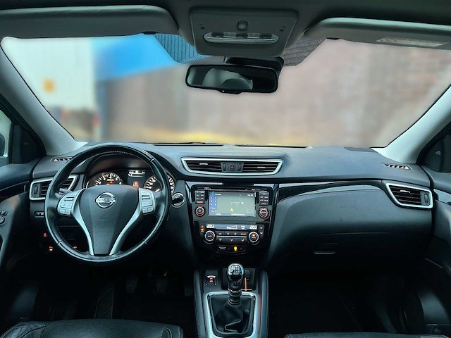 Nissan - qashqai - 1.2 tekna - car - 2015 - afbeelding 25 van  33