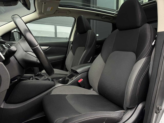 Nissan - qashqai - 1.3 dig-t n-connecta - car - 2019|s-143-hj|iaw - afbeelding 30 van  32
