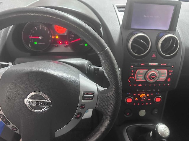 Nissan - qashqai - 2.0 tekna premium - 41-gls-3- 2008 - afbeelding 17 van  18