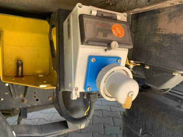 Nissan - tb 270 - bedrijfswagen - afbeelding 12 van  14