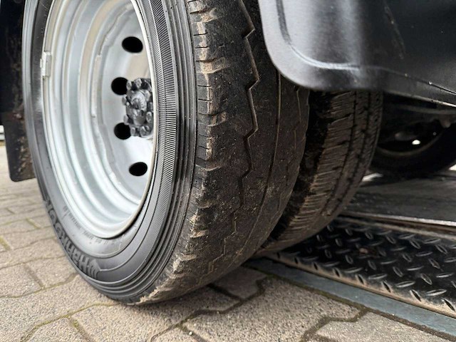 Nissan - tb 270 - bedrijfswagen - afbeelding 4 van  22