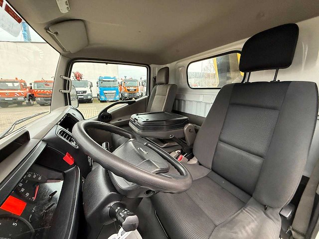 Nissan - tb 270 - bedrijfswagen - afbeelding 14 van  22