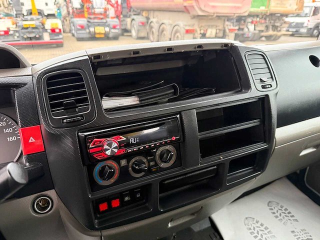 Nissan - tb 270 - bedrijfswagen - afbeelding 2 van  22