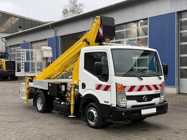 Nissan - tb 270 - bedrijfswagen - afbeelding 16 van  22