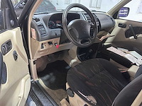 Nissan - terrano ll - 2.7 td comfort b-st. 4x4 - 42-vs-jp - afbeelding 18 van  20