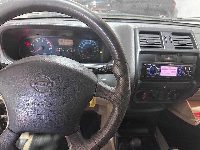 Nissan - terrano ll - 2.7 td comfort b-st. 4x4 - 42-vs-jp - afbeelding 19 van  20