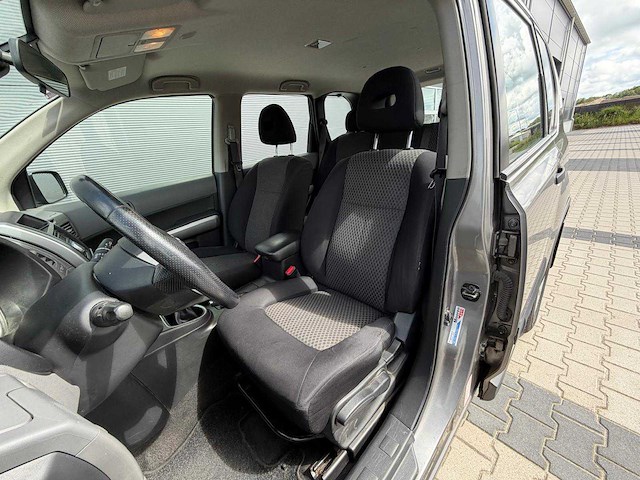 Nissan - x-trail - 2.0 dci xe personenauto - 2009 - afbeelding 6 van  16