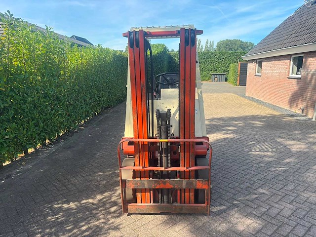Nissan 18u vorkheftruck - afbeelding 5 van  10