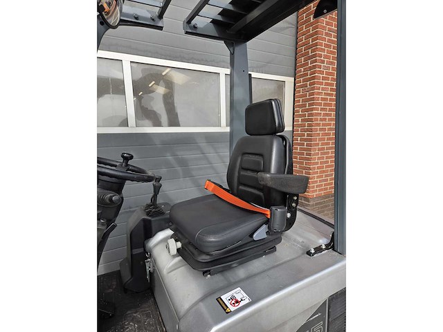 Nissan 1n1l150 1145uur vorkheftruck - afbeelding 2 van  7