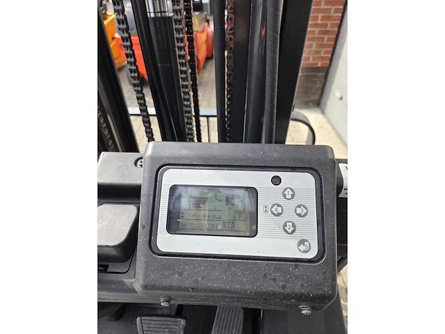 Nissan 1n1l150 1145uur vorkheftruck - afbeelding 3 van  7