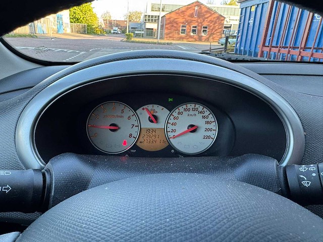 Nissan 2006 micra 1.2 tekna cool 47-sn-hb - afbeelding 2 van  3