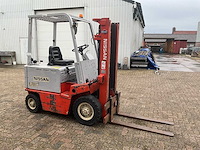 Nissan 2500kg vorkheftruck - afbeelding 1 van  4
