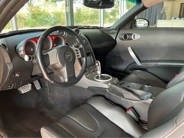 Nissan 350z | 3.5 v6 | 287 pk | 2003 | youngtimer | xenon koplampen | bose | lederen interieur | marge auto - afbeelding 33 van  59