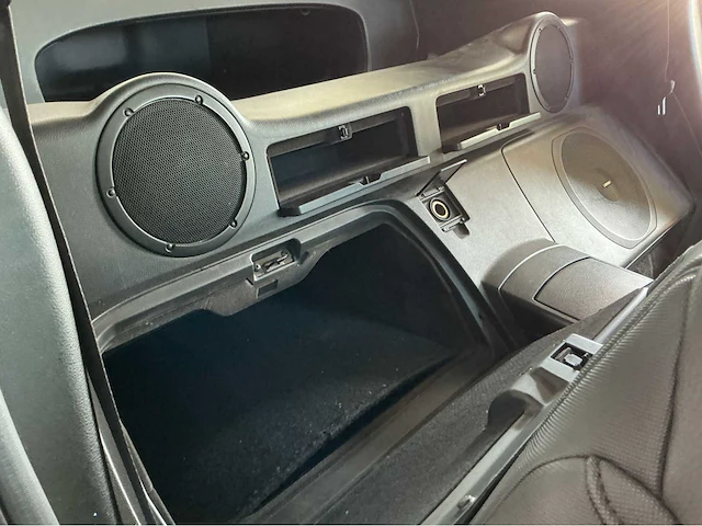 Nissan 350z | 3.5 v6 | 287 pk | 2003 | youngtimer | xenon koplampen | bose | lederen interieur | marge auto - afbeelding 45 van  52
