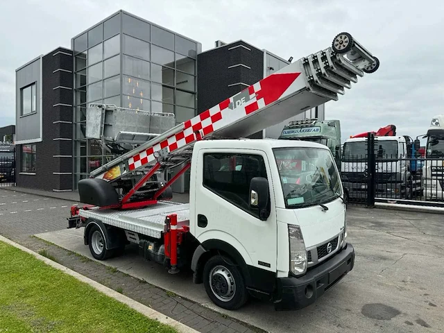 Nissan a 20 t aerial work platform nt400 cabstar palfinger i - afbeelding 19 van  19
