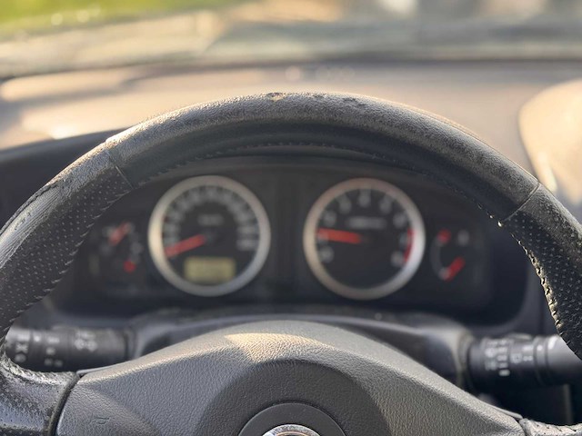 Nissan almera 1.5 visia, 62-tp-tt - afbeelding 2 van  11