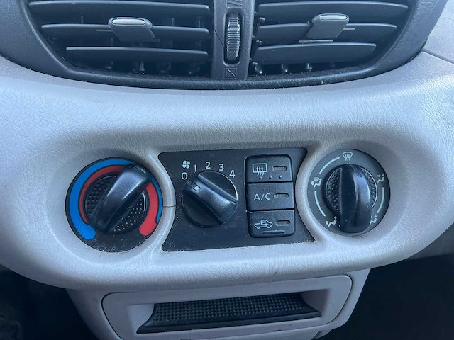 Nissan almera tino - 1.8 , 39-jh-bl - afbeelding 6 van  20