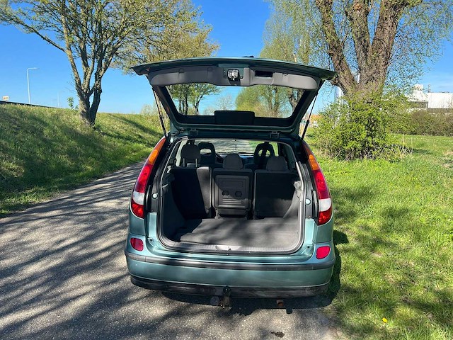 Nissan almera tino - 1.8 , 39-jh-bl - afbeelding 17 van  20