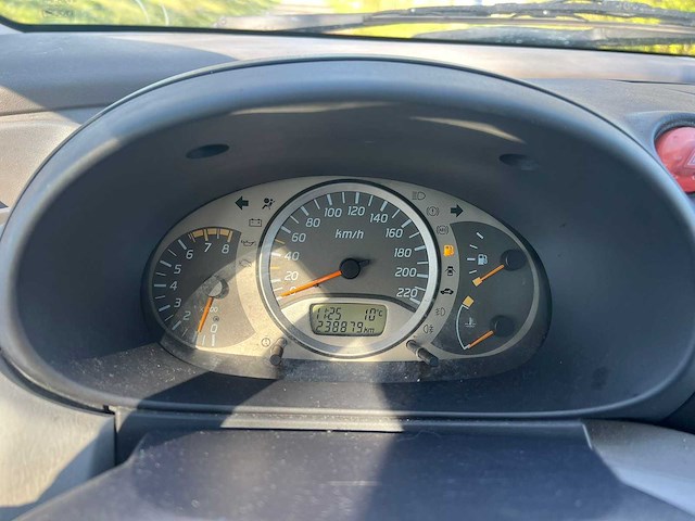 Nissan almera tino - 1.8 , 39-jh-bl - afbeelding 1 van  18