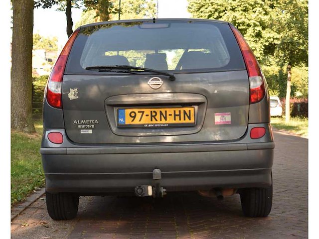 Nissan almera tino 1.8 acenta 2005 - afbeelding 8 van  13