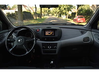 Nissan almera tino 1.8 acenta 2005 - afbeelding 9 van  13