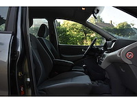 Nissan almera tino 1.8 acenta 2005 - afbeelding 10 van  13