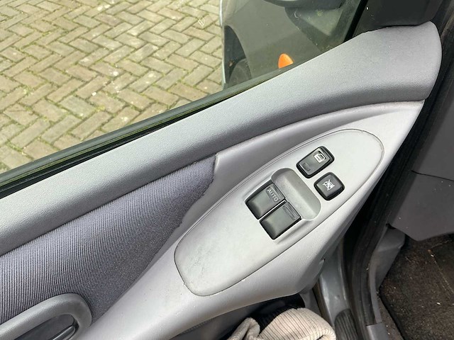Nissan almera tino 1.8 tekna personenauto - afbeelding 7 van  29