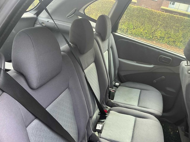 Nissan almera tino 1.8 tekna personenauto - afbeelding 10 van  29