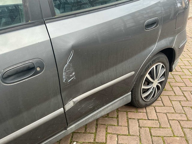 Nissan almera tino 1.8 tekna personenauto - afbeelding 18 van  29