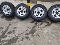 Nissan banden met velg (4x) - afbeelding 1 van  5