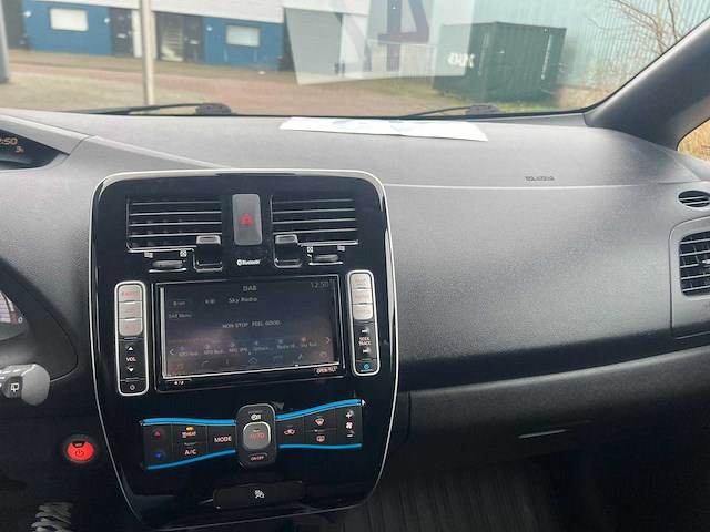 Nissan leaf acenta 30 kwh automaat , jj-285-k - afbeelding 3 van  23