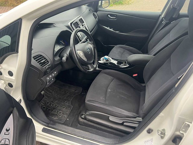 Nissan leaf acenta 30 kwh automaat , jj-285-k - afbeelding 15 van  23
