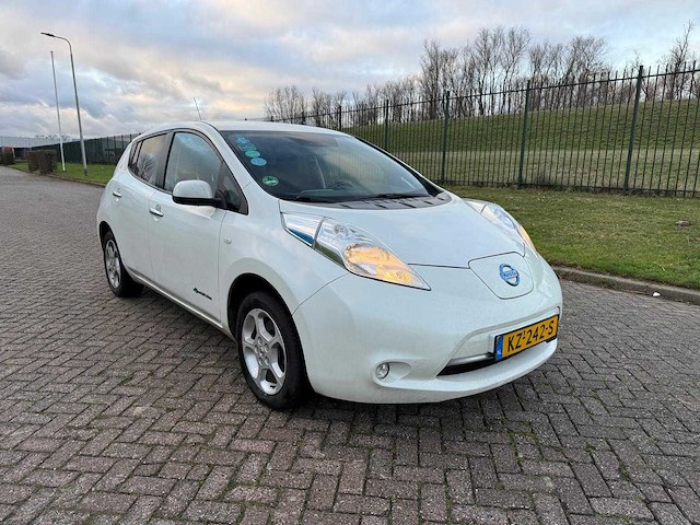 Nissan leaf acenta 30 kwh automaat, kz-242-s - afbeelding 11 van  17