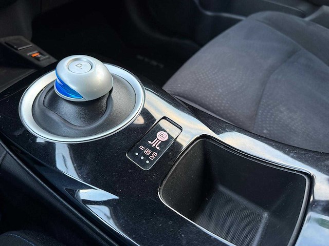 Nissan leaf acenta 30 kwh automaat, kz-242-s - afbeelding 16 van  17