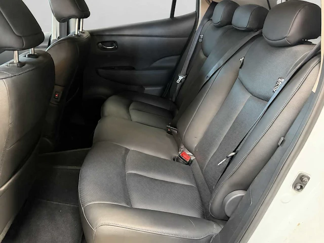 Nissan leaf business edition 30 kwh | nr-788-d - afbeelding 24 van  25