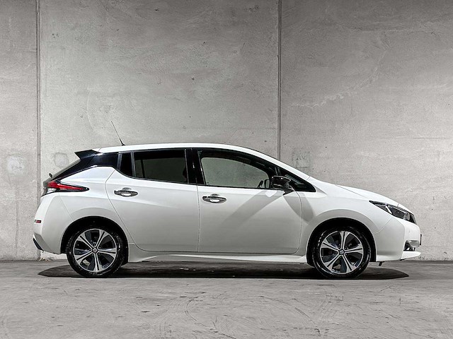 Nissan leaf n-connecta 40 kwh 150pk 2018 (origineel-nl), ts-273-t - afbeelding 7 van  24